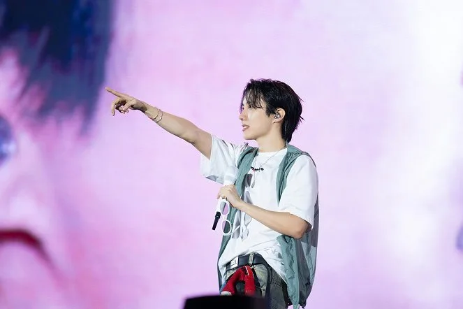 j-hope Tour ‚Hope on the Stage‘ The Movie